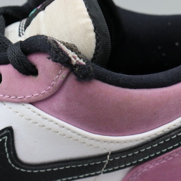 Air Jordan 1 Low SE Men's Size 9.5 Light Purple Violet, Black CK3022-503 - Picture 5 of 10